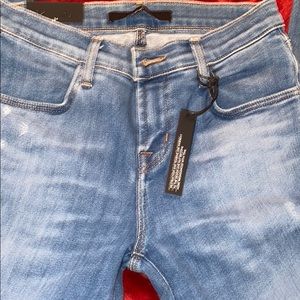 SUPER SKINNY MID-RISE  BLUE JEANS